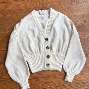 Elegant farm Rio  Cream Button-Up Women's Sweater